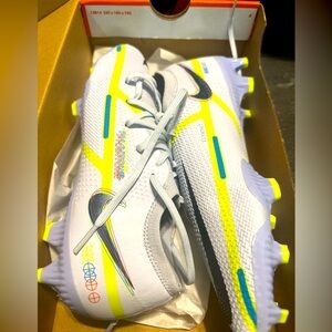 Nike Phantom GT2 Pro Football Soccer Cleats Brand New In Box Grey Blue with Neon